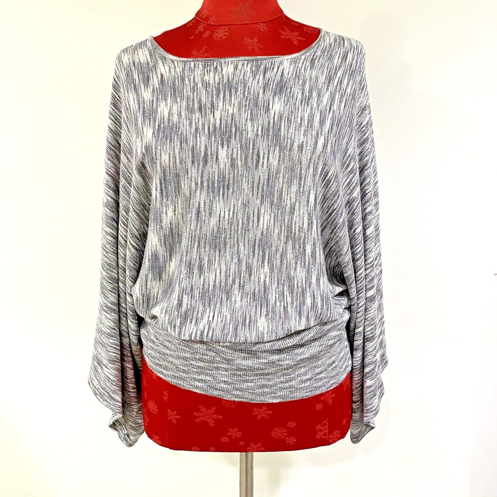 Chicos Sweater 1/M/8 Silky Gray Silver Metallic Kimono Dolman Sleeve Draped Chic